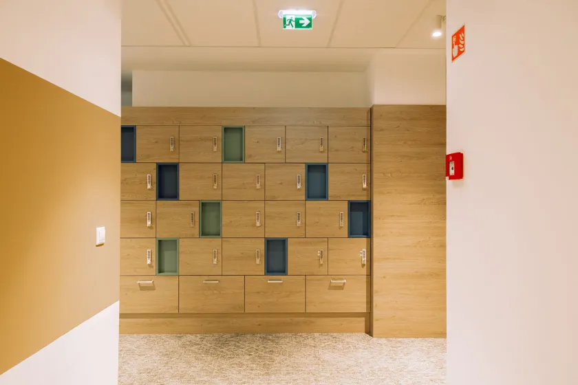 Jacobs Offices Hallway and Lockers First Sway Carpet Collection